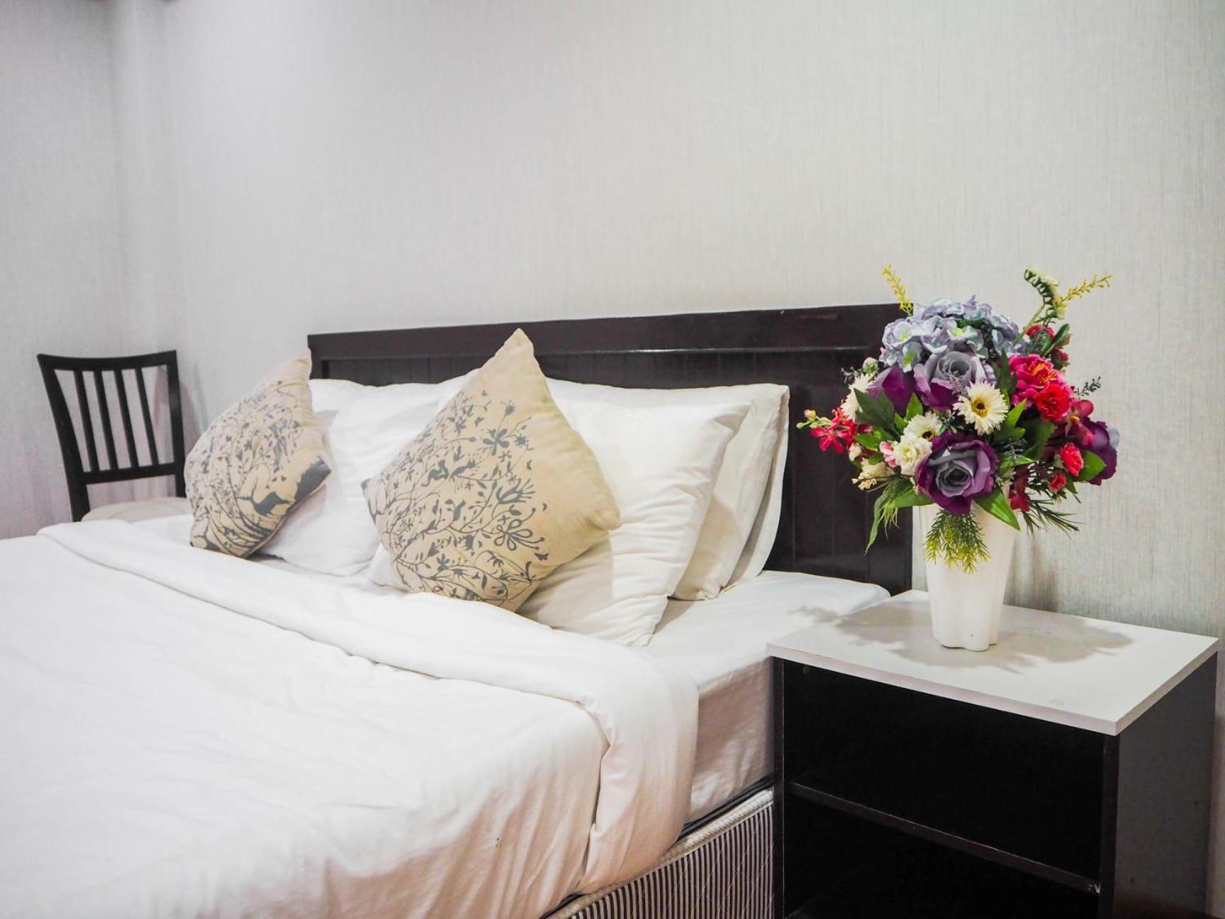 Inspire House Hotel Chiang Mai Extérieur photo