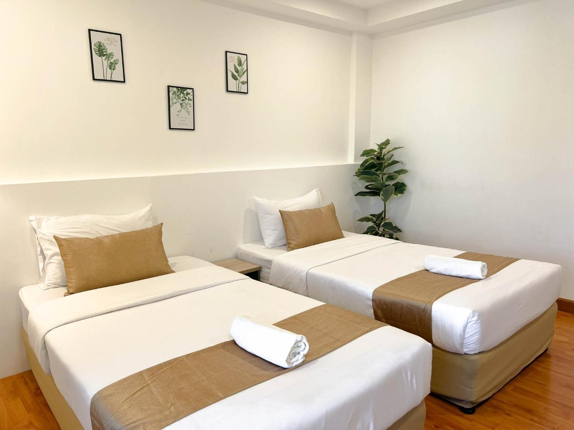 Inspire House Hotel Chiang Mai Extérieur photo