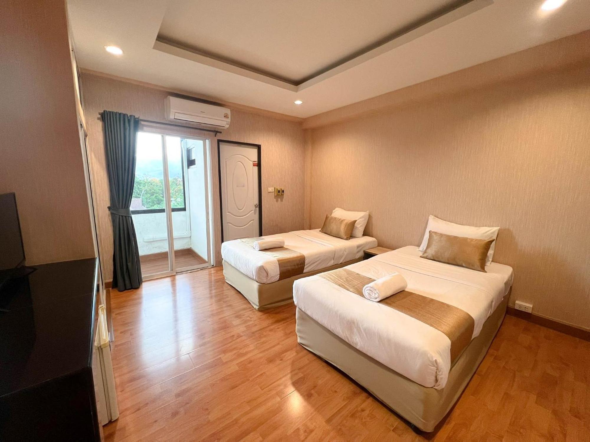 Inspire House Hotel Chiang Mai Extérieur photo