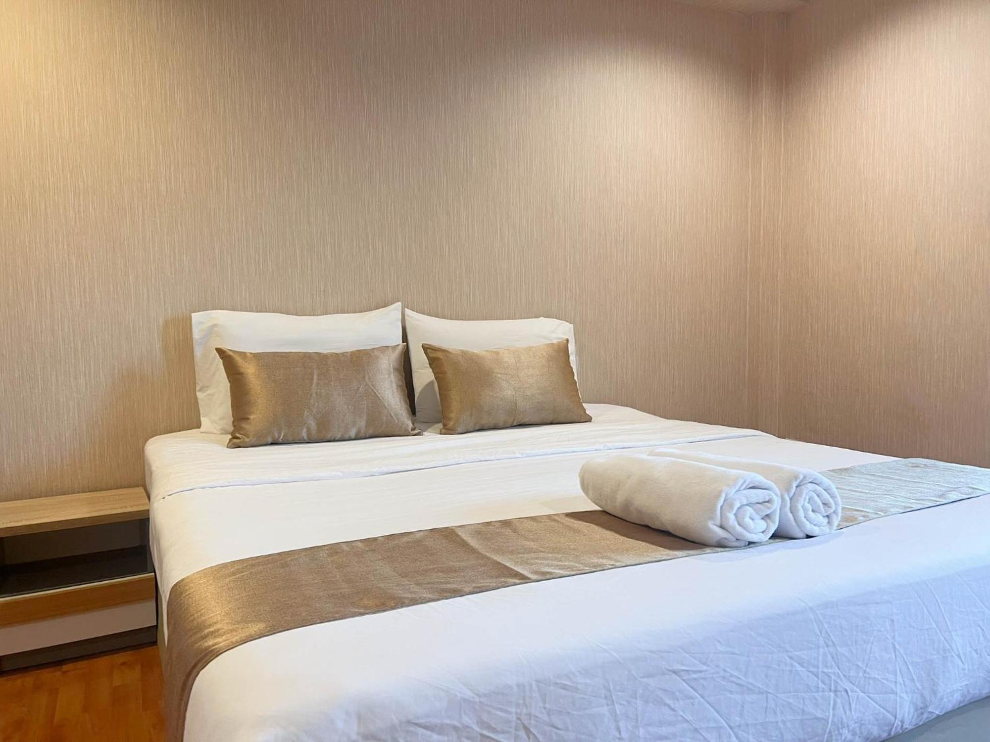 Inspire House Hotel Chiang Mai Extérieur photo